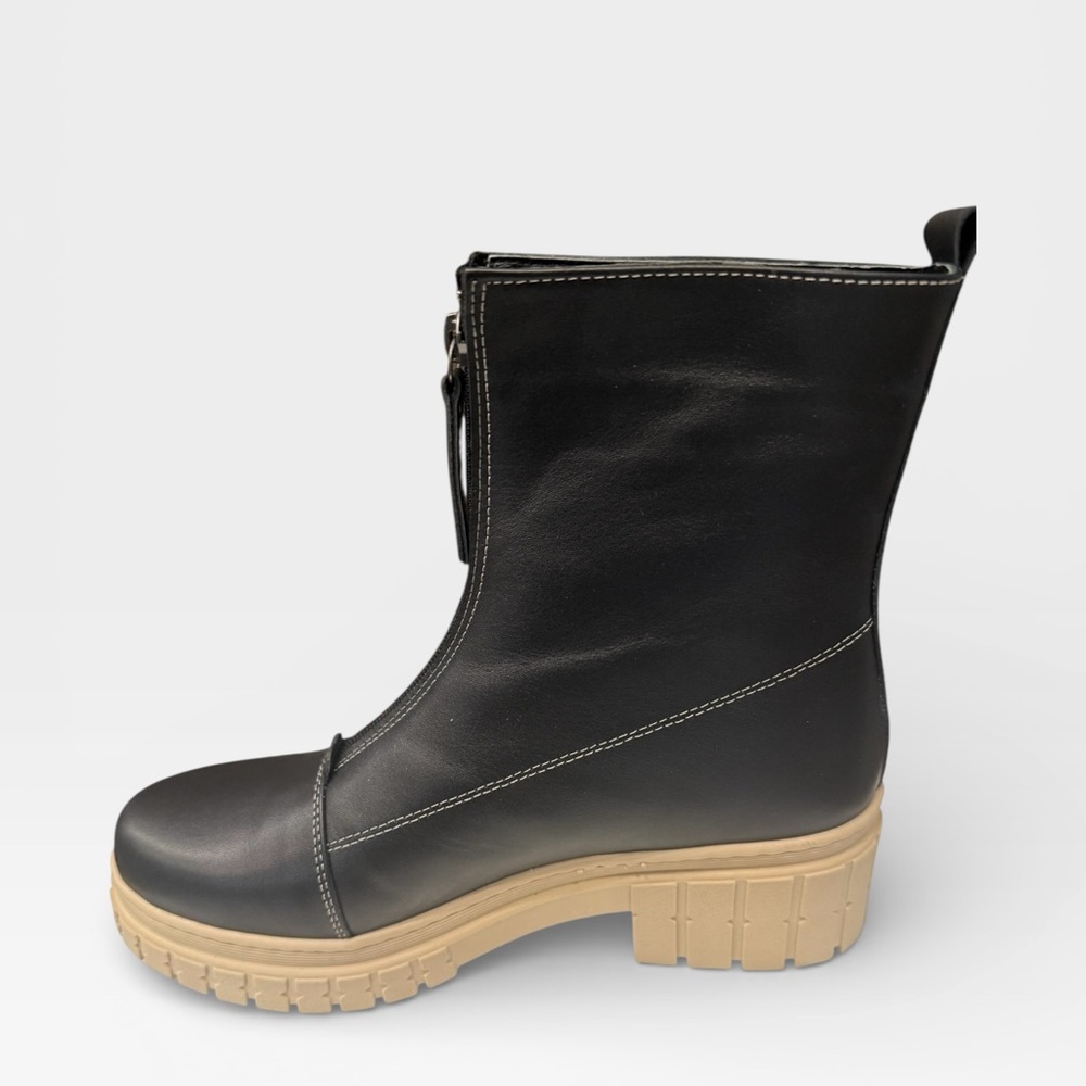Sheridan Mia Bonaire Leather Front-Zip Ankle Boots — NWT — EU 40 / US 9–9.5